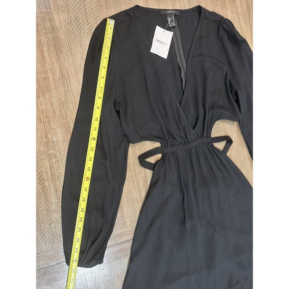 NWT Forever 21 Dress Womens Black Deep V-Neck Long Sleeve Cutout Tie Back Size L - Picture 14 of 16
